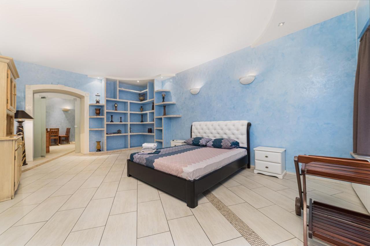 Classical Deribasivska 3-Bedrooms Apartment Odessa Exterior foto